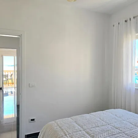 Panorama View In 018 Apartament Saranda