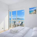 Apartment Panorama View In 018 *